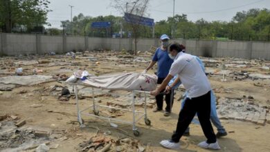 Indian court urges government action as hospitals cry help